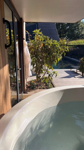 Sauna, varme kilder/mineralkilder, massagebehandlinger