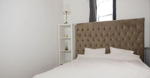 5 bedrooms, WiFi, bed sheets - Spacious 5-bedroom apartment with AC, WiFi in brilliant Bucharest (Bucuresti)