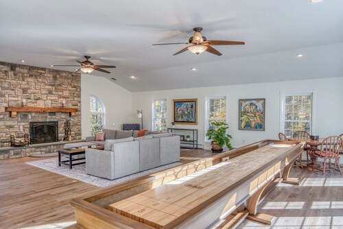 Mountain retreat in heart of the Catskills