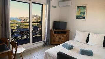 1 camera, ferro/asse da stiro, Wi-Fi, lenzuola