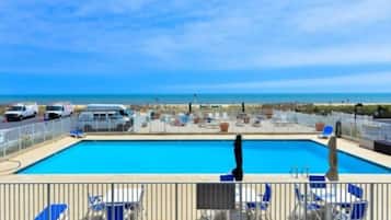 Piscine couverte, piscine chauffée