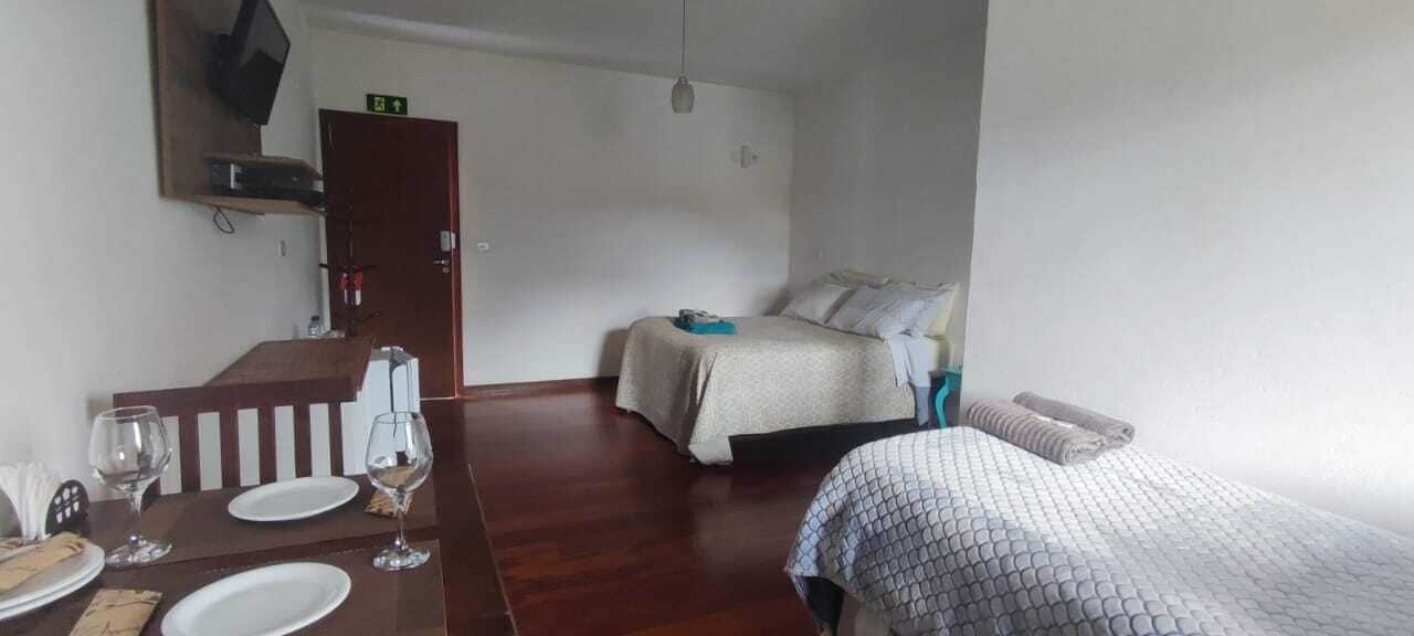 WiFi (無料)、ベッドシーツ