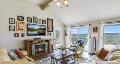 Hill Country & Biking Spyder Mountain Retreat, Lake Buchanan, Burnet, with pool