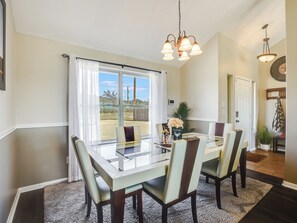 Dining - Hill Country & Biking Spyder Mountain Retreat, Lake Buchanan, Burnet, with pool (Burnet)