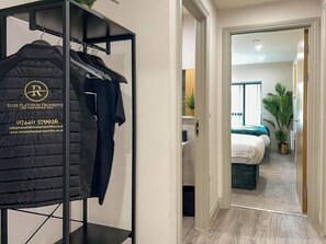 1 bedroom, desk, iron/ironing board, free WiFi