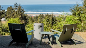 North Peak Dome - Sleeps 2 - Shared Bath | Vista a la playa o el mar