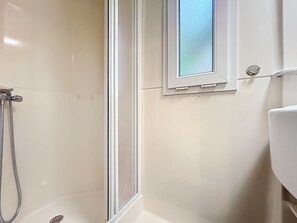 Een douche, een haardroger