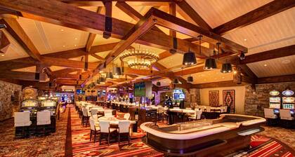 VIP Palisades Lodge Condo A+ Views Pools Hot-Tubs