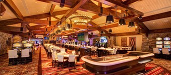 VIP Palisades Ski-In Ski-Out Condo A+ Views 200 ft to KT22