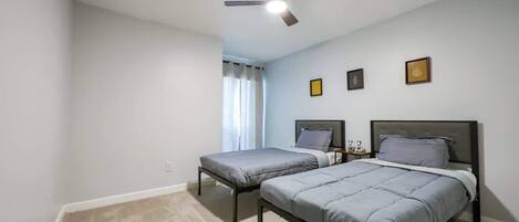3 bedrooms, free WiFi, bed sheets