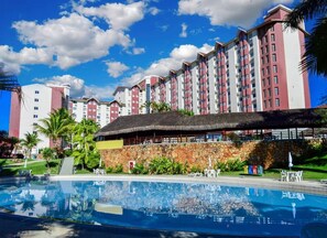 Outdoor pool, a heated pool - Hot Springs Hotel Caldas Novas-GO (Caldas Caldas Novas)