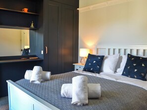 2 chambres, Wi-Fi gratuit, draps fournis