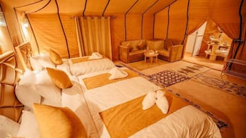 豪華四人房, 沙漠景觀 | 筆電工作空間、免費無線上網