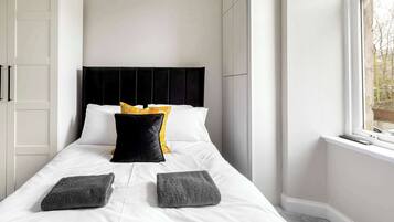 2 Schlafzimmer, Bügeleisen/Bügelbrett, WLAN, Bettwäsche