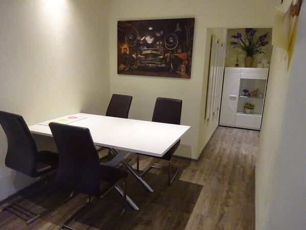 تناول الطعام