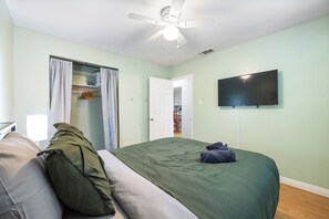 3 Schlafzimmer, Bügeleisen/Bügelbrett, WLAN, Bettwäsche