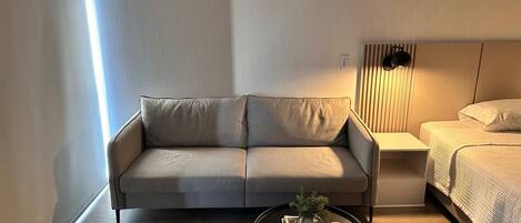 1 chambre, fer et planche Ă repasser, Wi-Fi, draps fournis