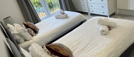 2 sovrum, strykjärn/strykbräda, gratis wi-fi och sängkläder
