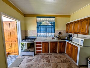 Microwave, oven, stovetop