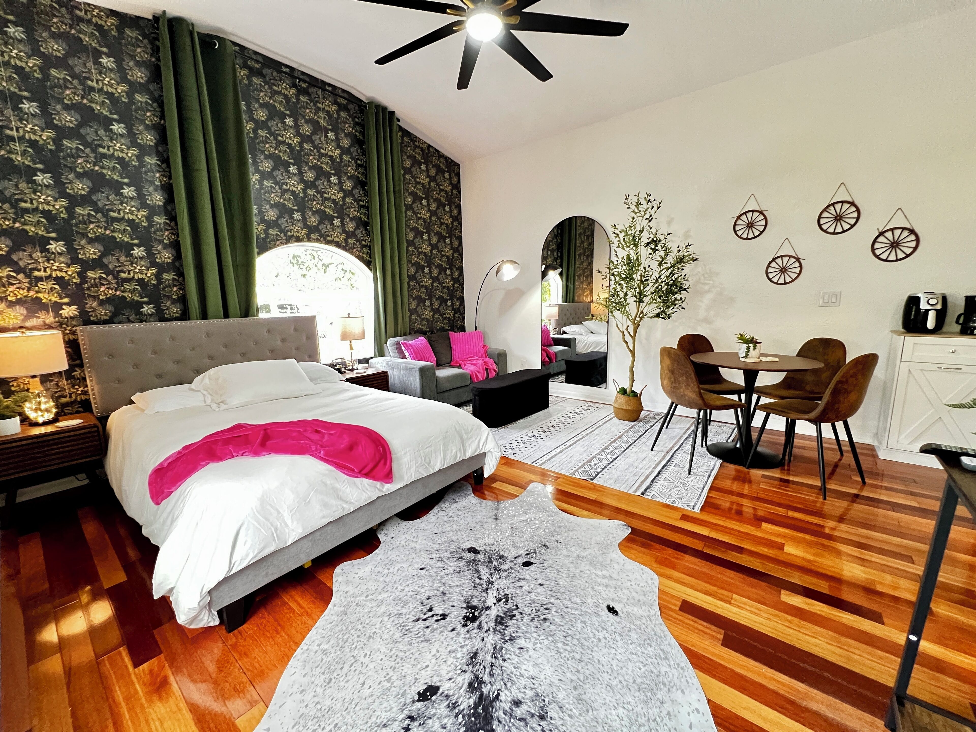 1 bedroom, iron/ironing board, WiFi, bed sheets