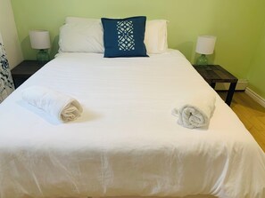 2 bedrooms, iron/ironing board, WiFi, bed sheets