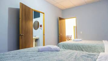 3 bedrooms, free WiFi, bed sheets