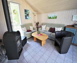 Luxury House, 3 Bedrooms | Living room | Fireplace - Ferienpark Mirow in Granzow (Mirow)