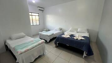 1 bedroom, hypo-allergenic bedding, down comforters, desk