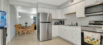  2 bedroom apt, enjoy baseball WiFi close to the Beach & Rapids