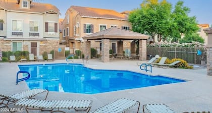 Peaceful Gilbert Townhome