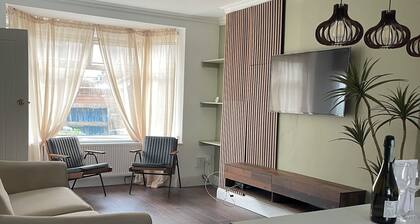 Lovely Premium Chatham Home