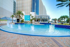 A heated pool - Exceptional unit 633!Accessible and Inviting! Perfect Beach set up! (Panama City Beach)