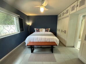 1 chambre, coffres-forts dans les chambres, bureau