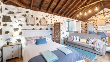 1 bedroom, iron/ironing board, free WiFi, bed sheets