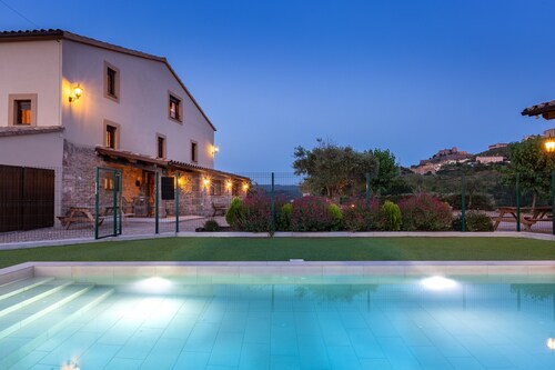 Country House 'Cal Miró' with Mountain View, Wi-Fi