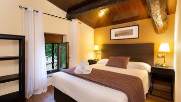 6 Schlafzimmer, Bügeleisen/Bügelbrett, kostenloses WLAN, Bettwäsche