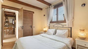 2 slaapkamers, een strijkplank/strijkijzer, gratis wifi, beddengoed