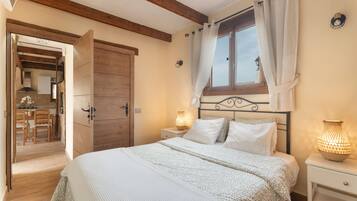 2 slaapkamers, een strijkplank/strijkijzer, gratis wifi, beddengoed