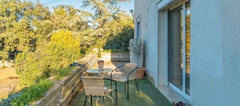 Appartamento 'La Bastidonne' con piscina privata, terrazza privata e Wi-Fi