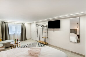 1 bedroom, iron/ironing board, free WiFi, bed sheets