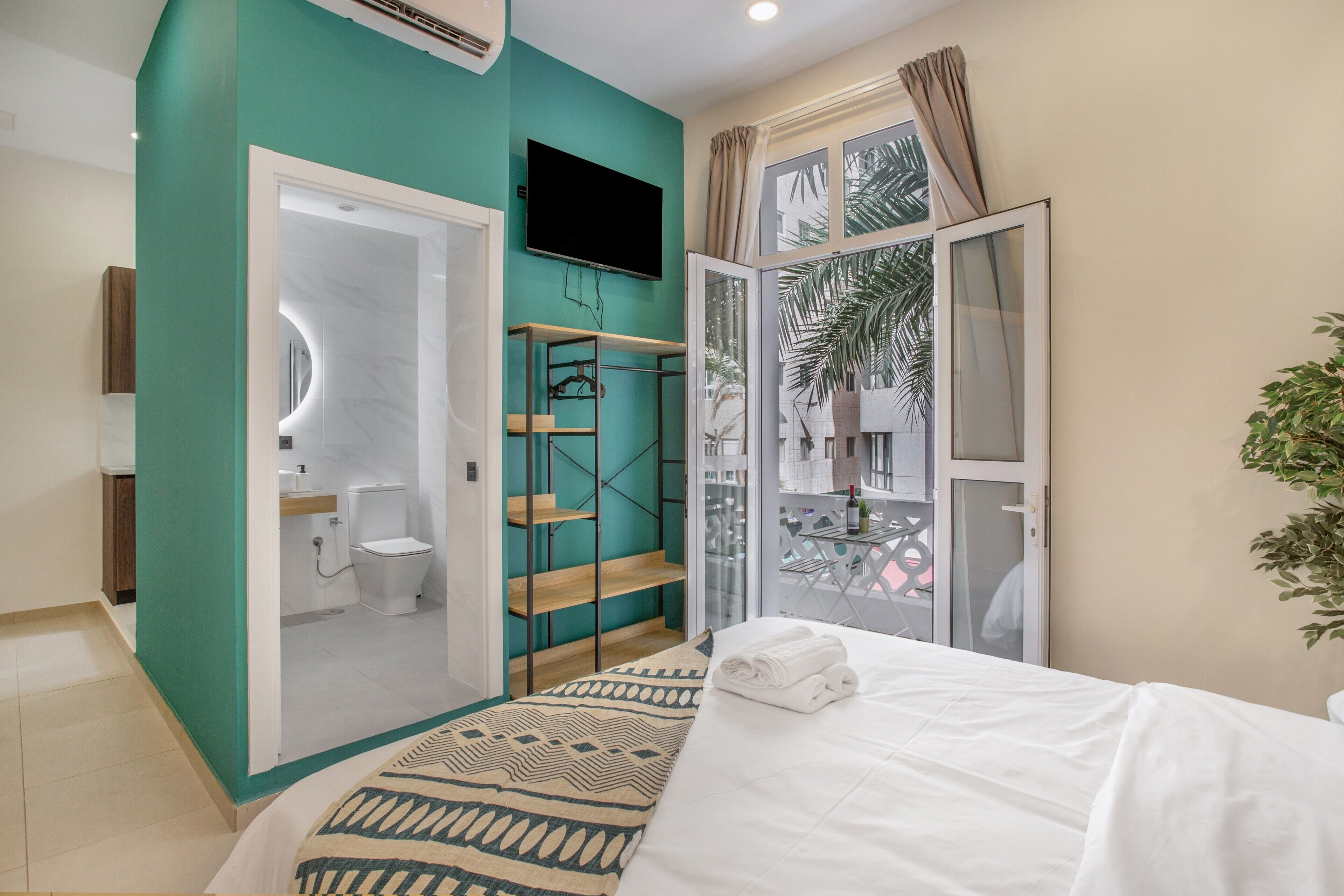 1 camera, ferro/asse da stiro, Wi-Fi gratuito, lenzuola