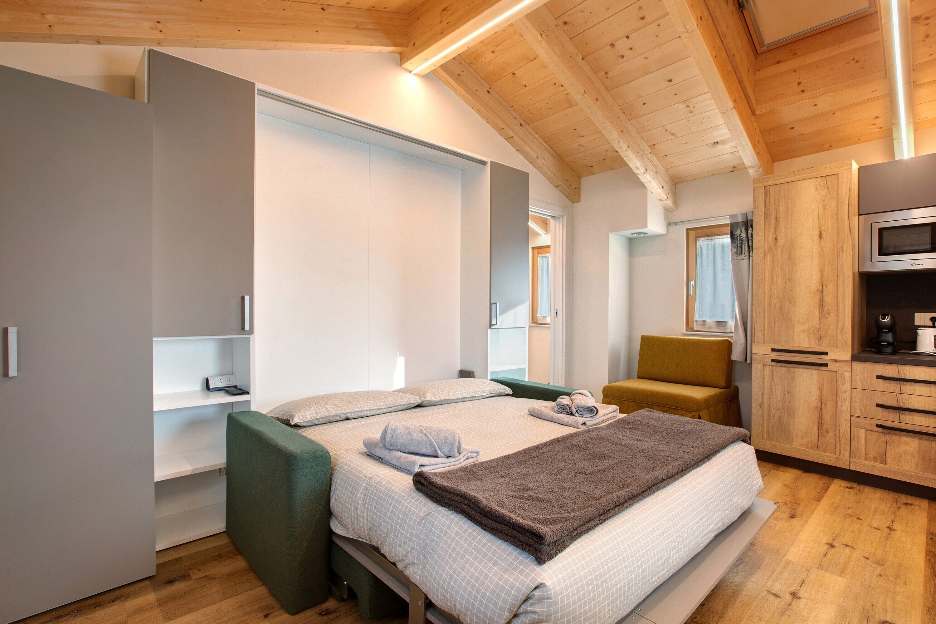 免费 WiFi、床单