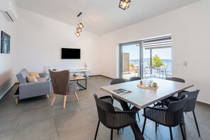 TV - Villa 'Amfitriti' with Sea View, Wi-Fi and Air Conditioning (Paxos)