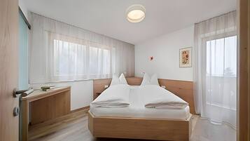 1 多间卧室、免费 WiFi、床单