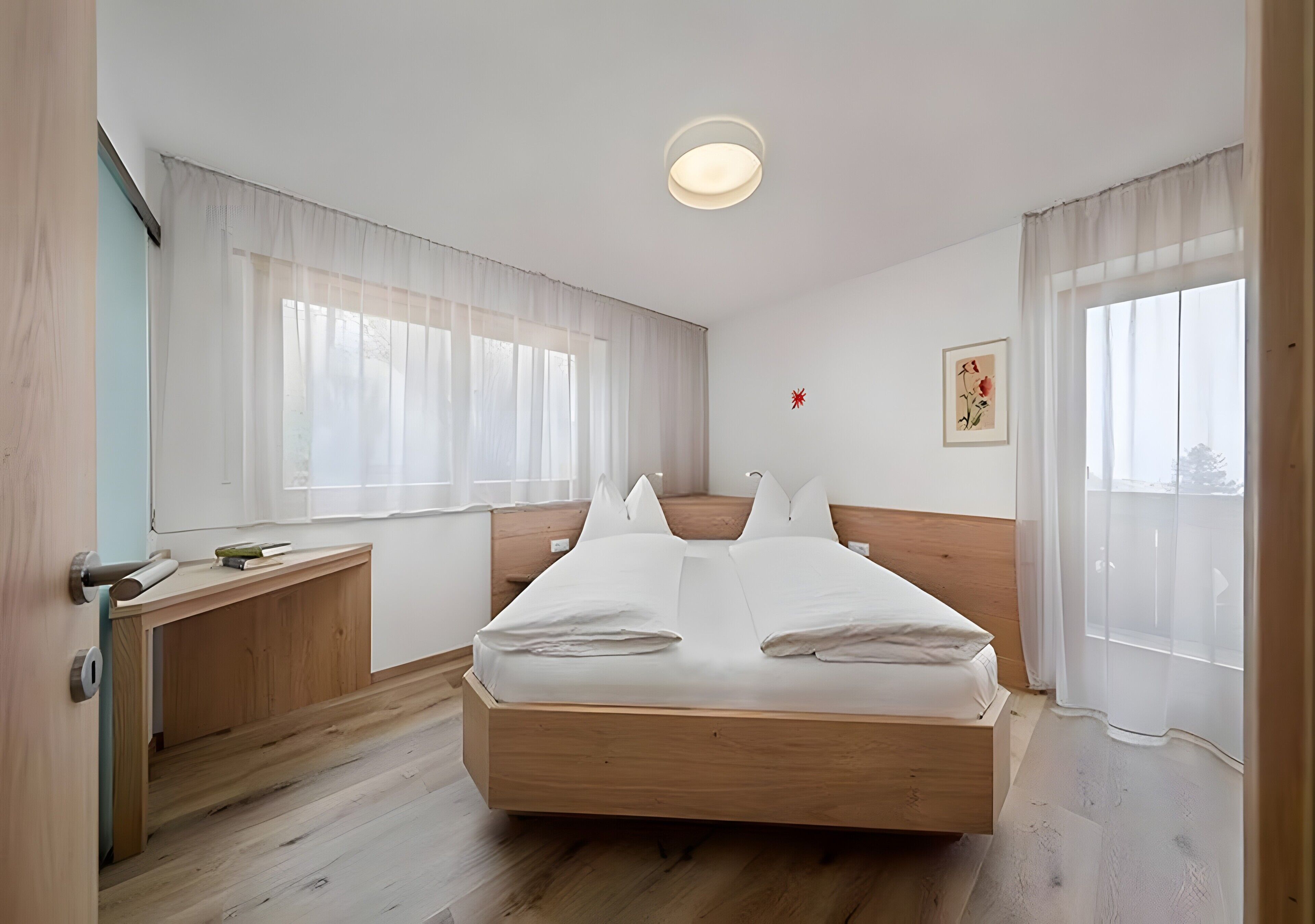 1 多间卧室、免费 WiFi、床单