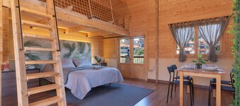 'La Cabaña El Refugio De Las Vegas' with Mountain View, Wi-Fi and Air Conditioning