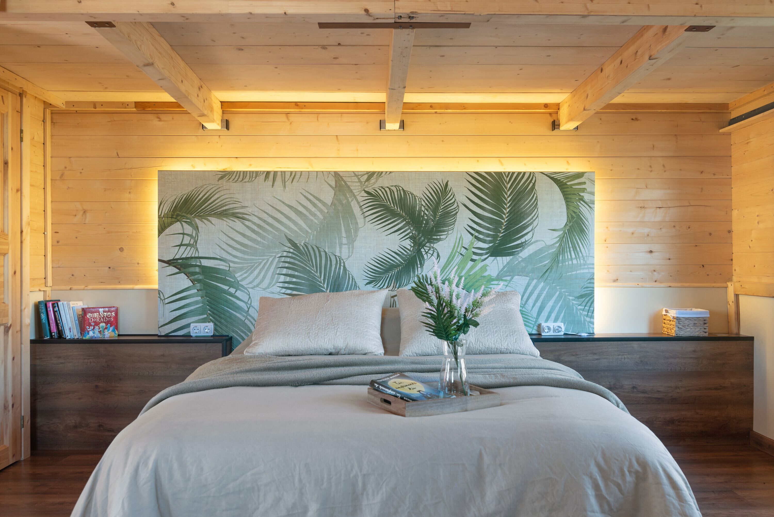 1 slaapkamer, een strijkplank/strijkijzer, gratis wifi, beddengoed