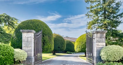 Peaceful Getaway in Dordogne – Chalet for 4 People