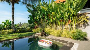 In-room safe, desk, blackout curtains, iron/ironing board