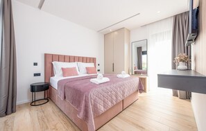 4 Schlafzimmer, Reisekinderbett, kostenloses WLAN, Bettwäsche